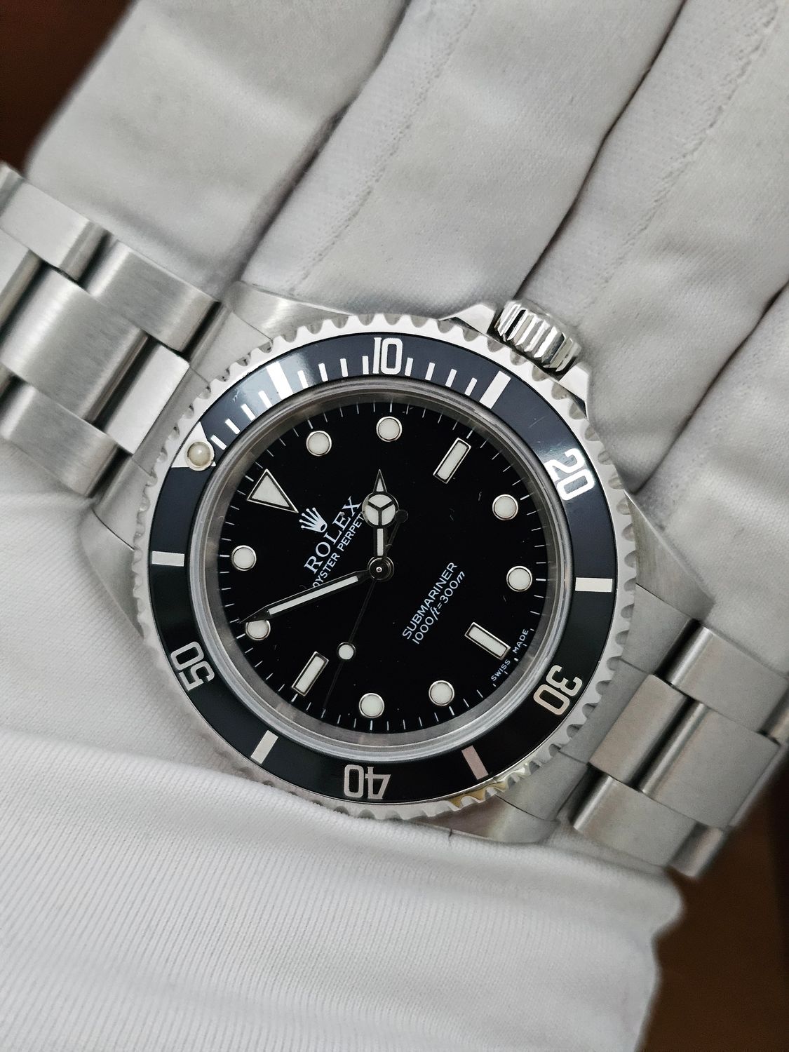 Rolex Submariner Watch 14060m, Rare Zubmariner Serif Dial, 2003 Full Set