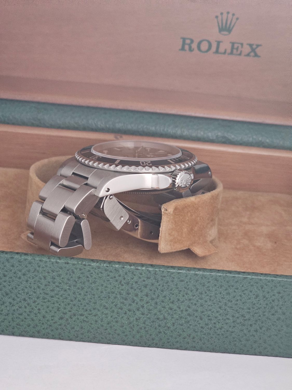 Rolex Submariner Watch 14060m, Rare Zubmariner Serif Dial, 2003 Full Set