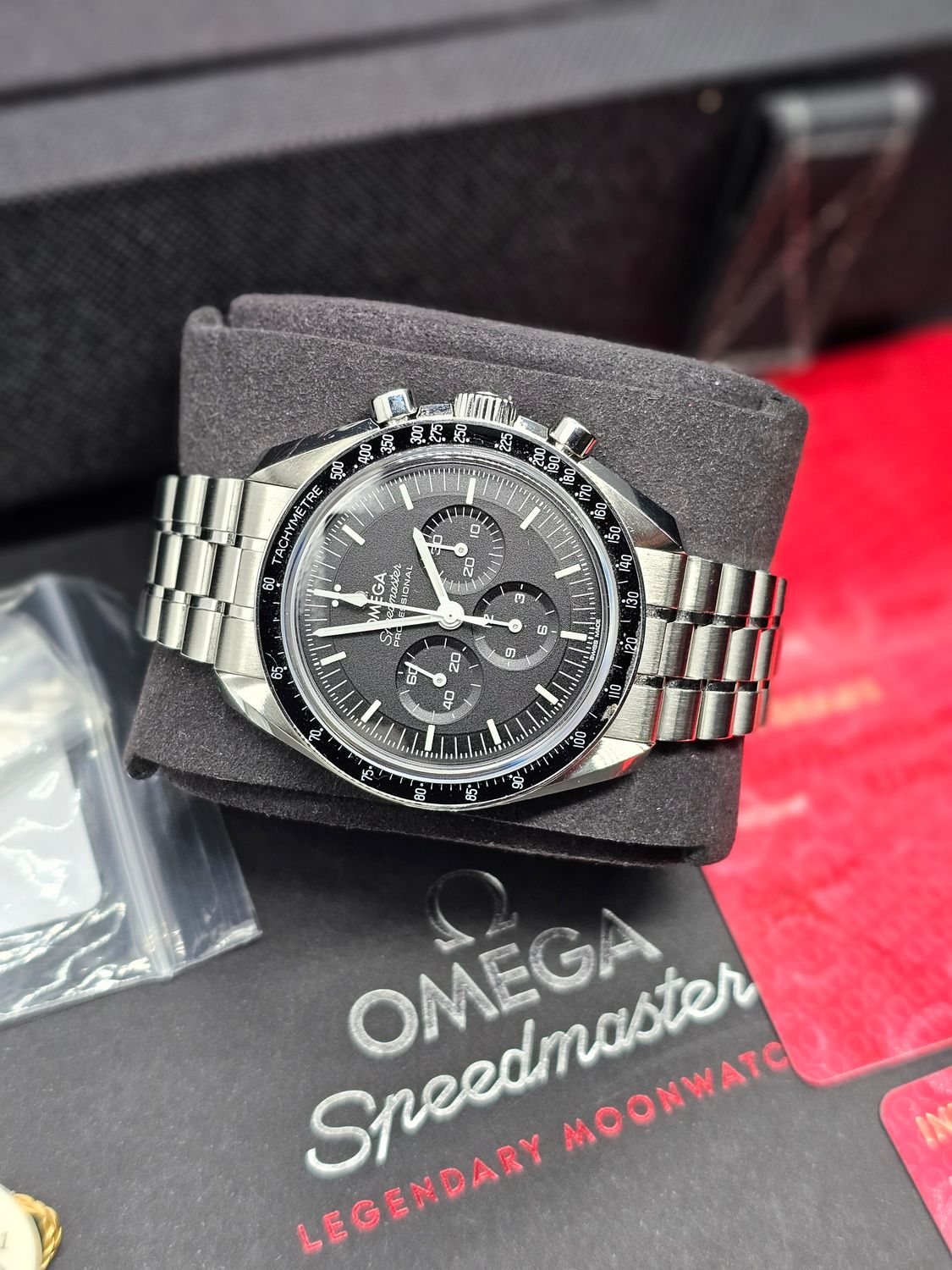 Omega Speedmaster Professional Moonwatch, 310.30.42.50.01.002, Full Set 2021