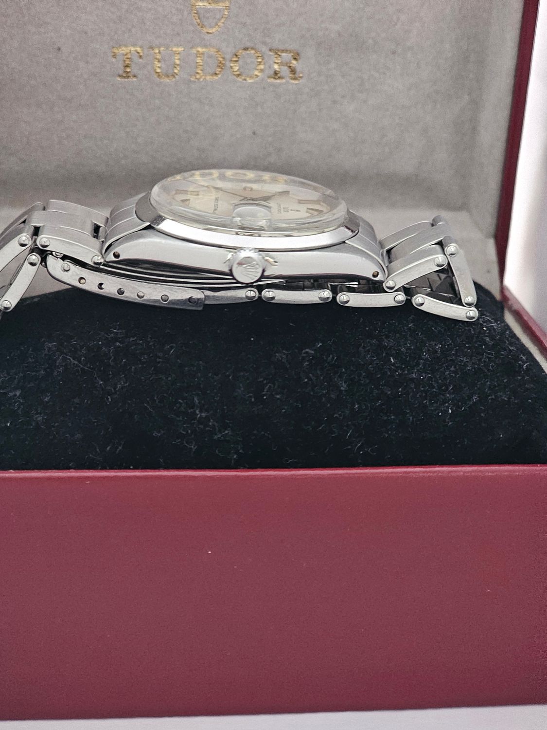 Tudor Oysterdate Watch, Ref 7962 Manual Wind, With Silver Dial, Box &amp; Papers
