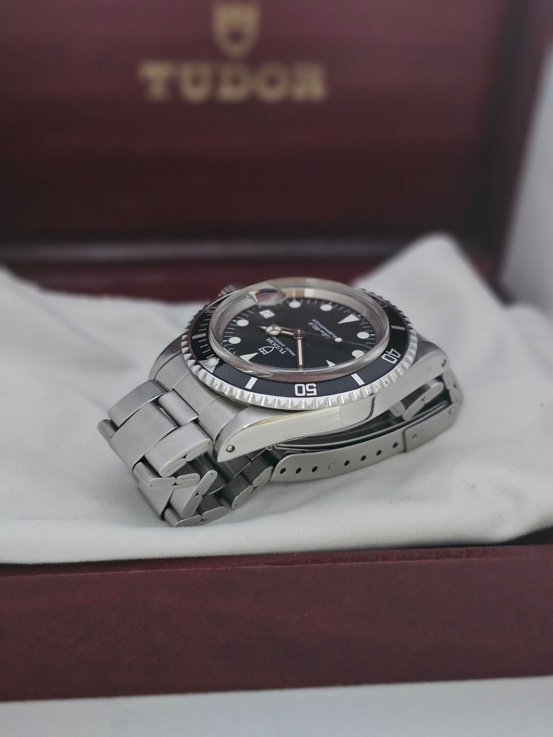 TUDOR Submariner Men&#39;s Black Watch - Ref 79090 1990 Box &amp; Papers