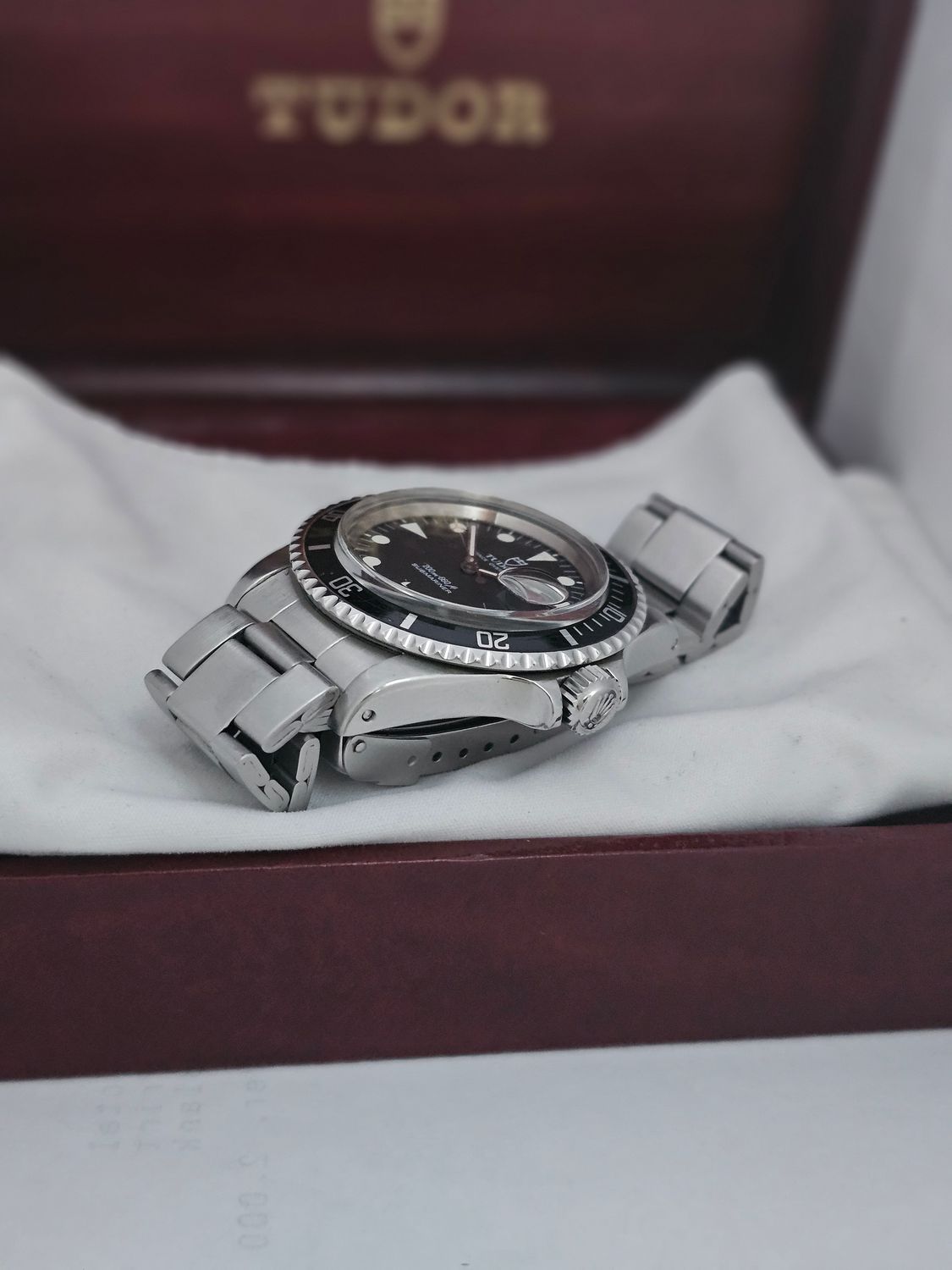 TUDOR Submariner Men&#39;s Black Watch - Ref 79090 1990 Box &amp; Papers