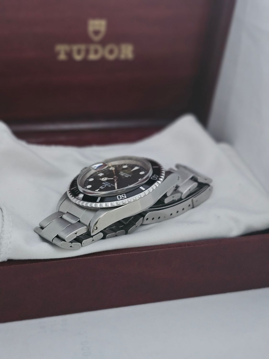 TUDOR Submariner Men&#39;s Black Watch - Ref 79090 1990 Box &amp; Papers