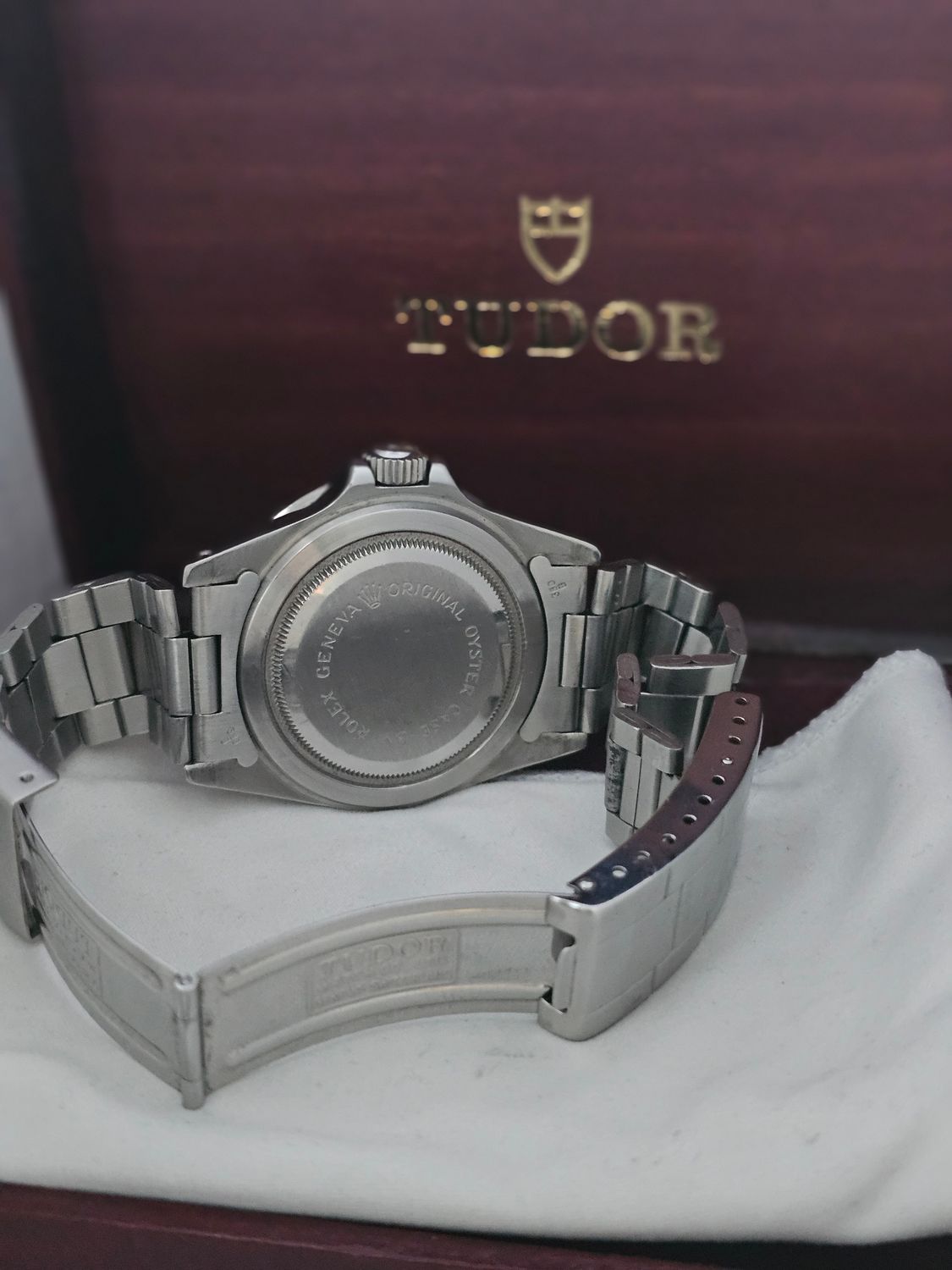 TUDOR Submariner Men&#39;s Black Watch - Ref 79090 1990 Box &amp; Papers
