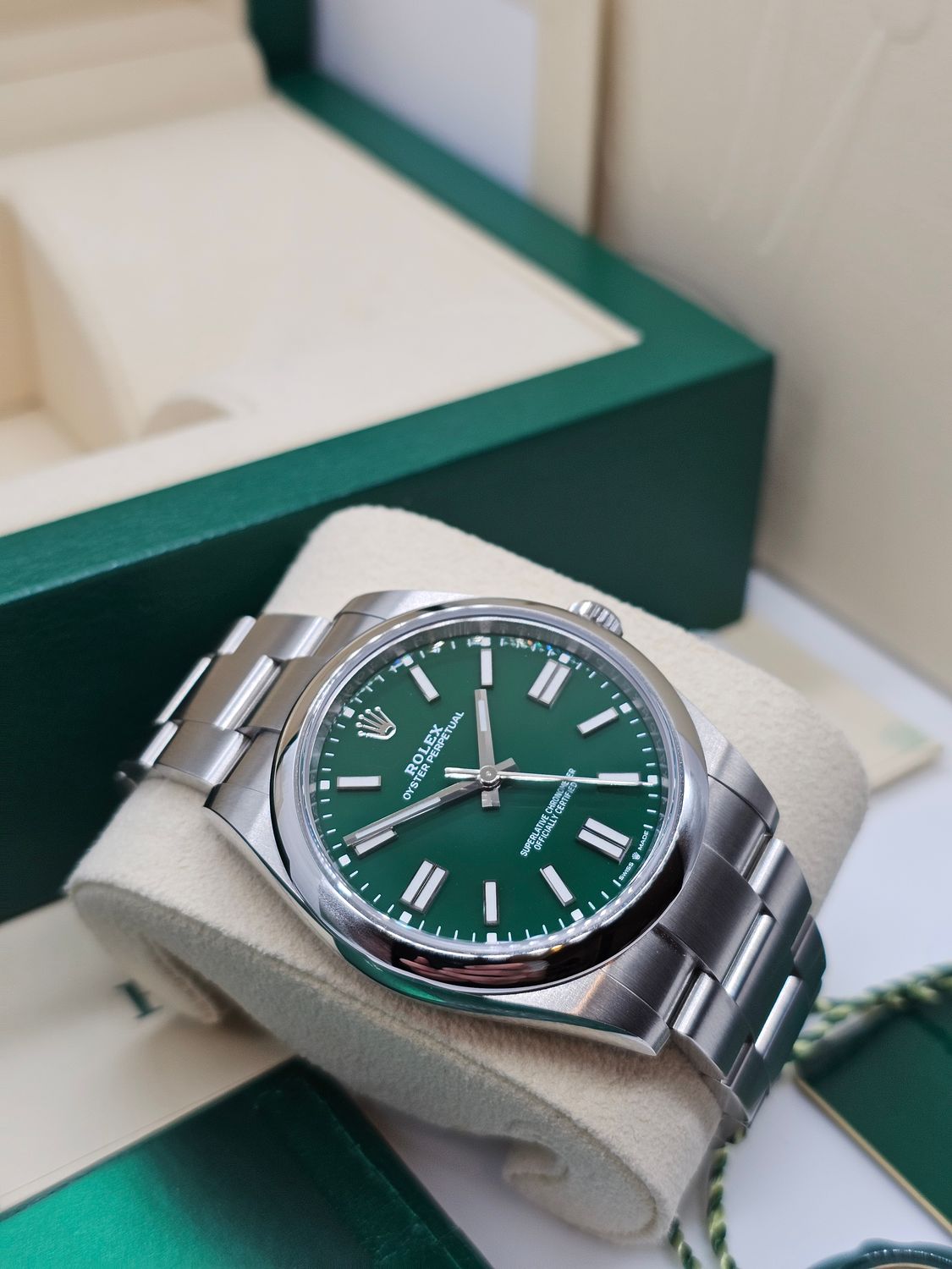 Rolex Oyster Perpetual Watch 124300, 41mm Green Dial 2022 Full Set
