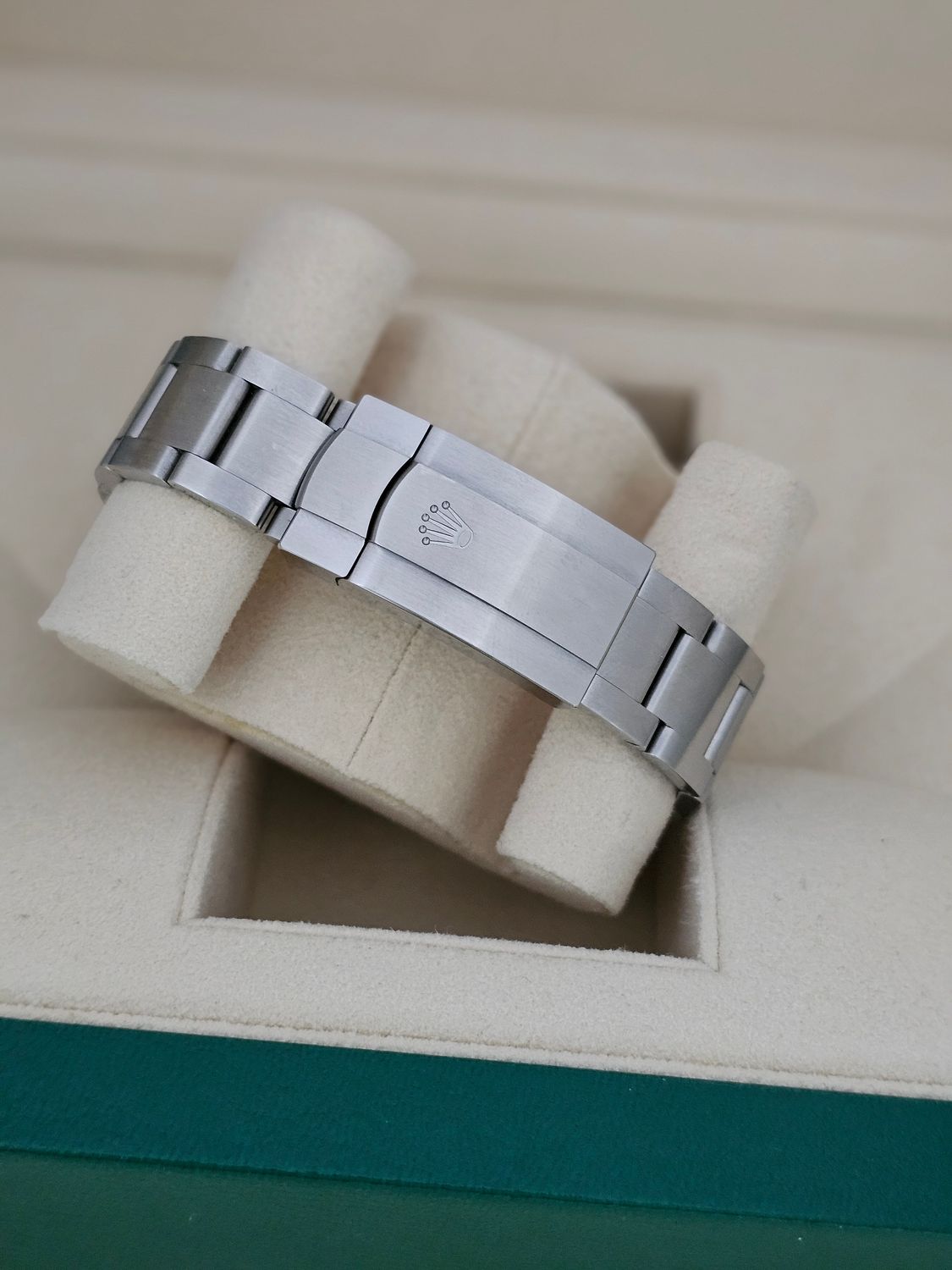 Rolex Oyster Perpetual Watch 124300, 41mm Green Dial 2022 Full Set