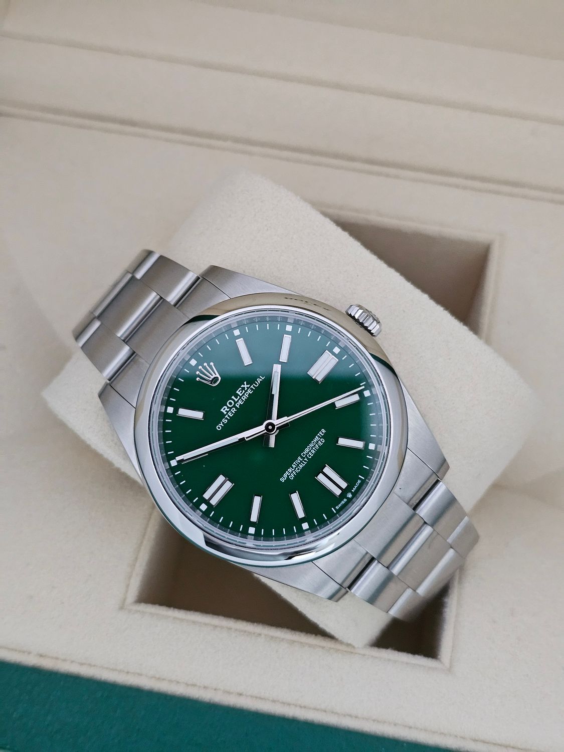 Rolex Oyster Perpetual Watch 124300, 41mm Green Dial 2022 Full Set