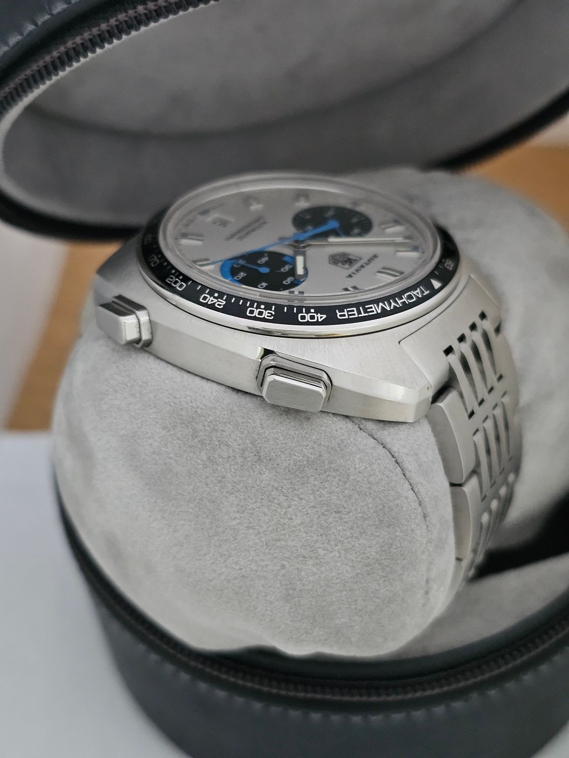 TAG Heuer Autavia White Men&#39;s Watch - CY2110.BA0775, 2005 Full Collectors Set