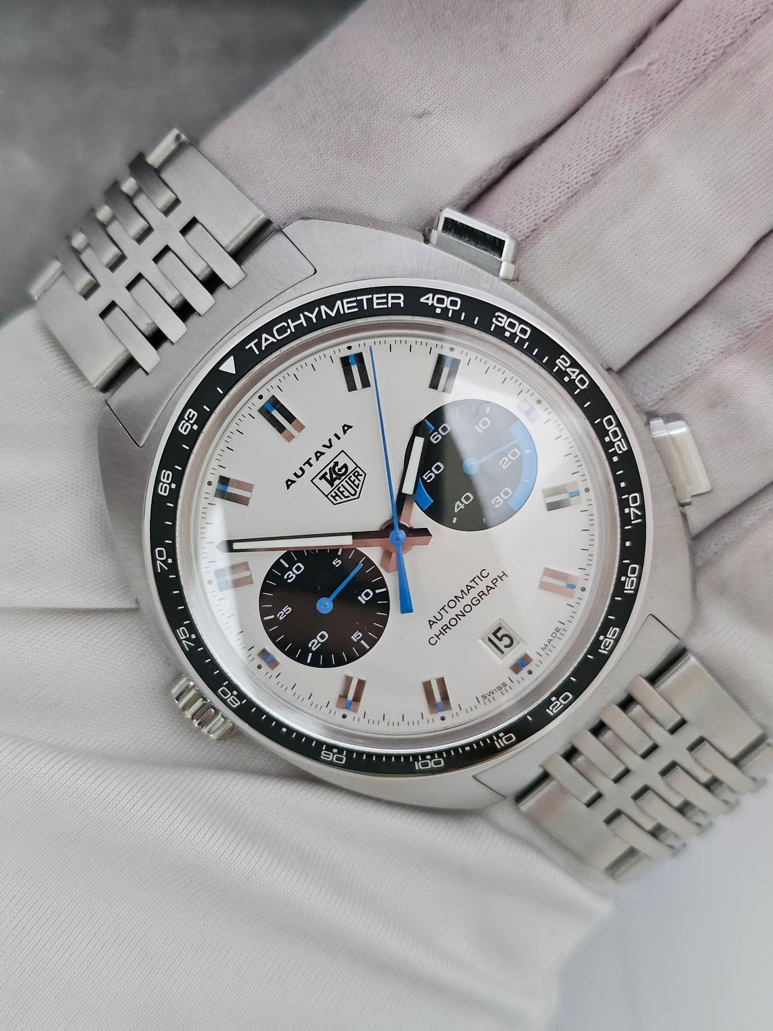 TAG Heuer Autavia White Men&#39;s Watch - CY2110.BA0775, 2005 Full Collectors Set