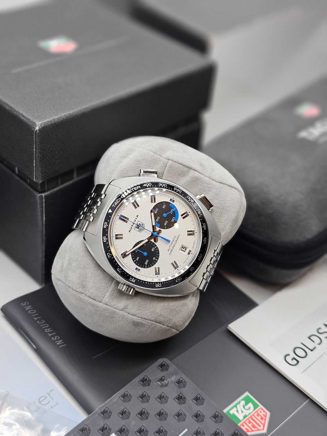 TAG Heuer Autavia White Men&#39;s Watch - CY2110.BA0775, 2005 Full Collectors Set
