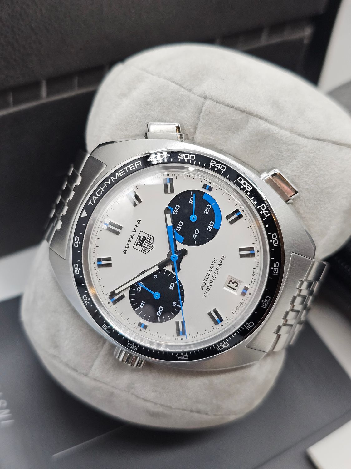 TAG Heuer Autavia White Men&#39;s Watch - CY2110.BA0775, 2005 Full Collectors Set