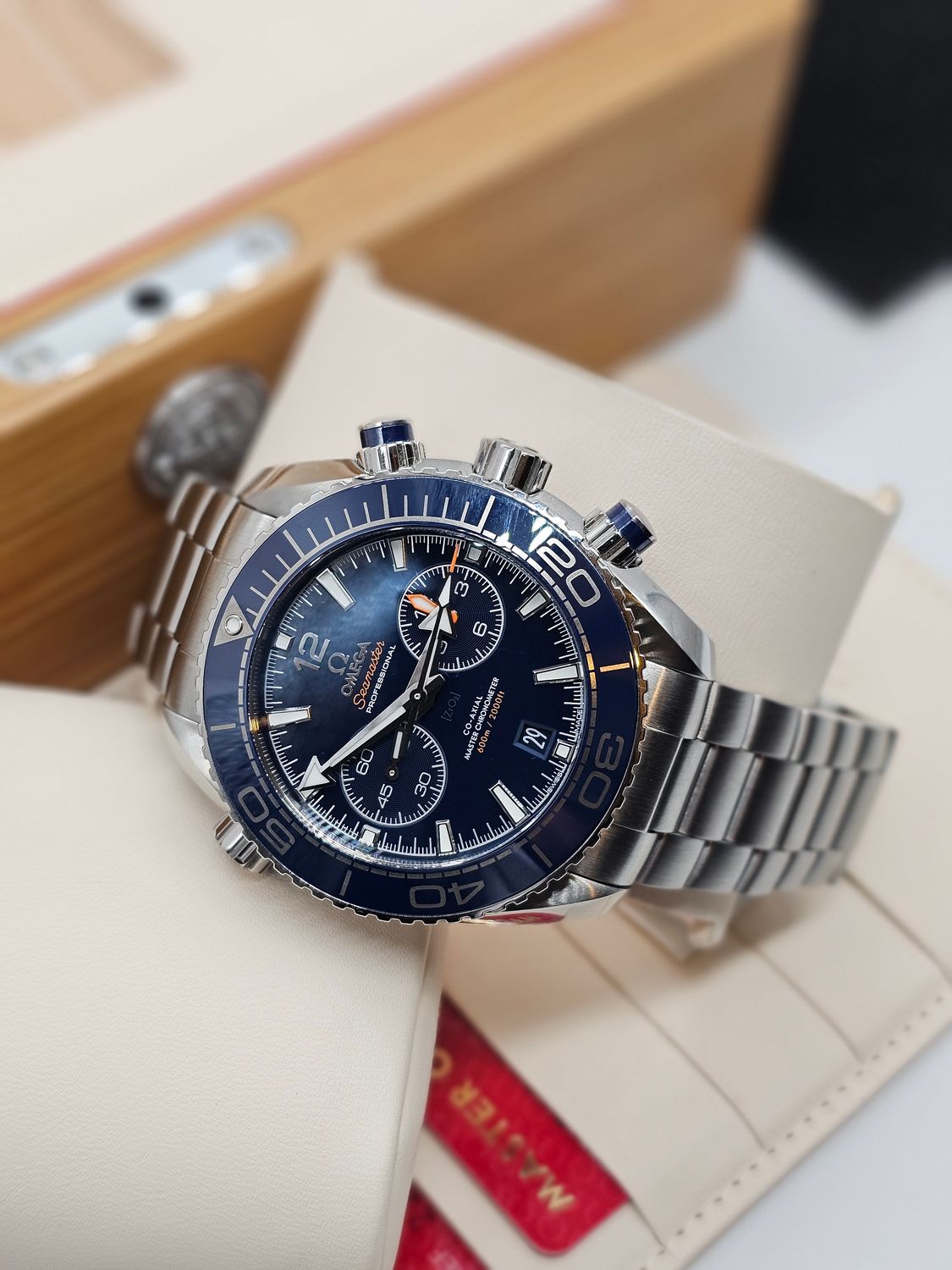 OMEGA Seamaster Planet Ocean Blue Men&#39;s Watch - 215.30.46.51.03.001 Box &amp; Cards