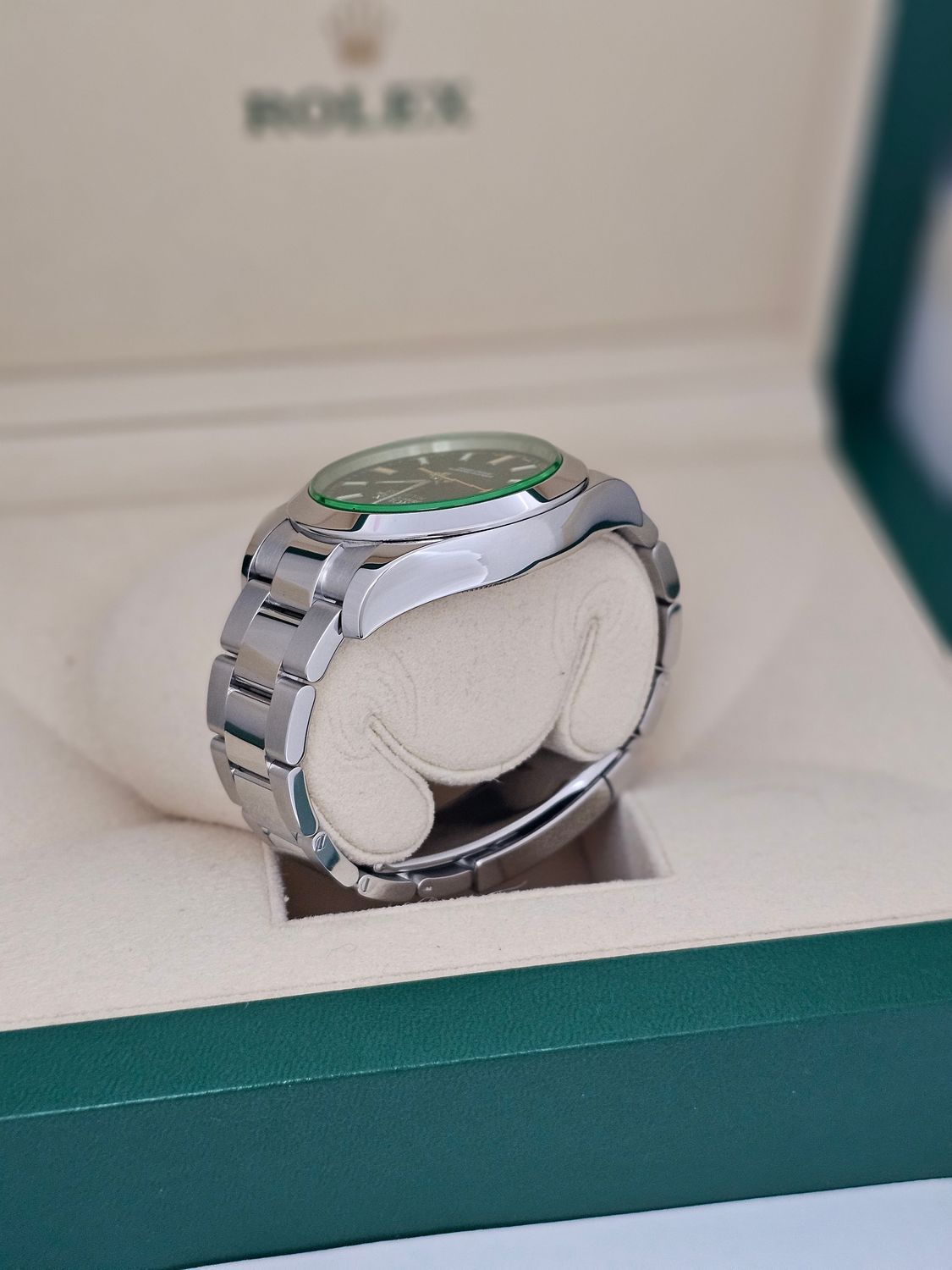 Rolex Milgauss Black Watch with Oyster Bracelet - 116400GV 2020 Full Set