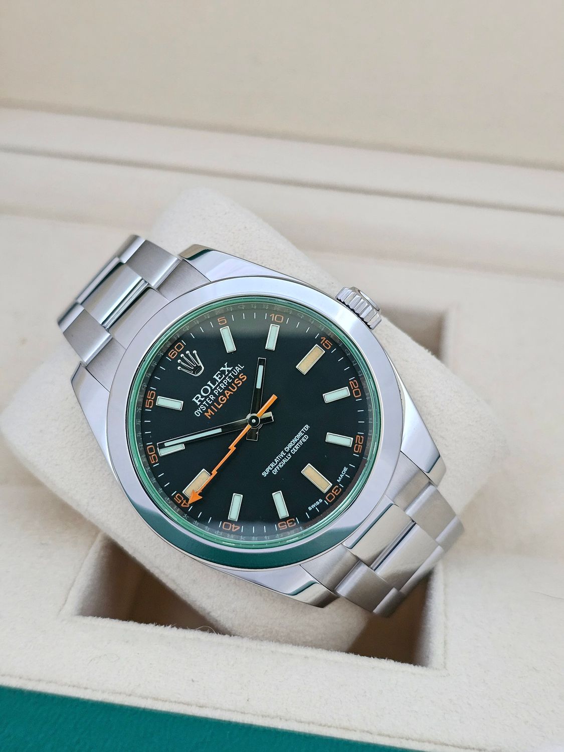 Rolex Milgauss Black Watch with Oyster Bracelet - 116400GV 2020 Full Set