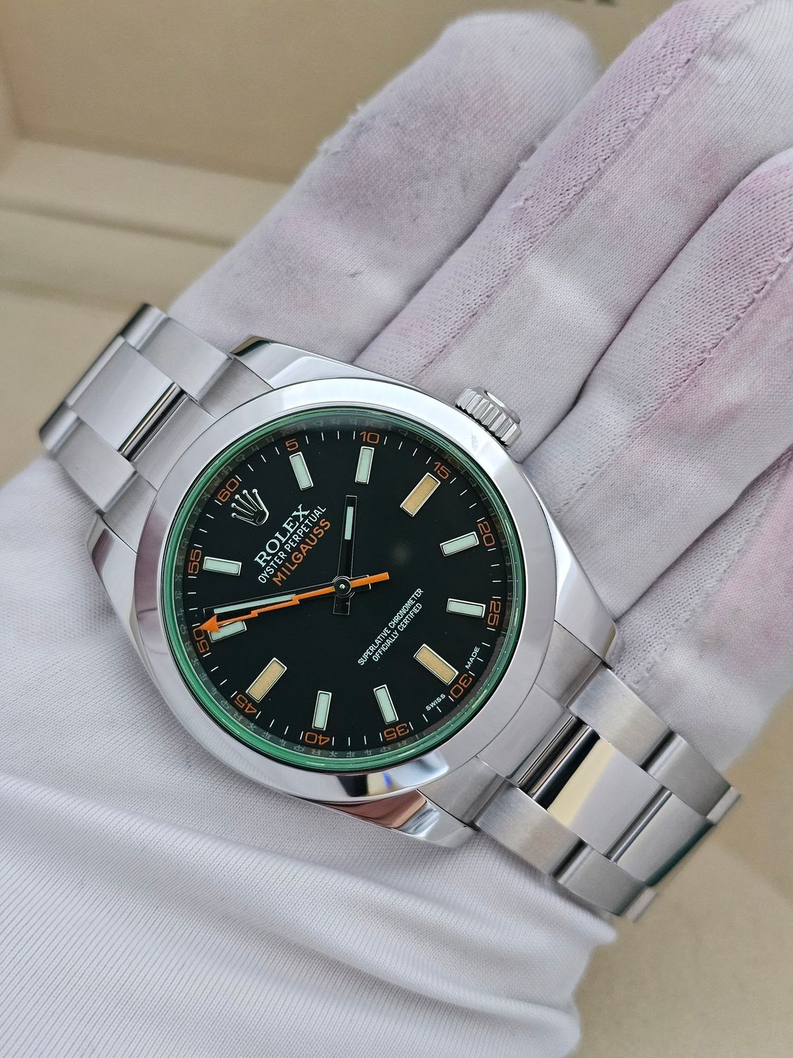 Rolex Milgauss Black Watch with Oyster Bracelet - 116400GV 2020 Full Set