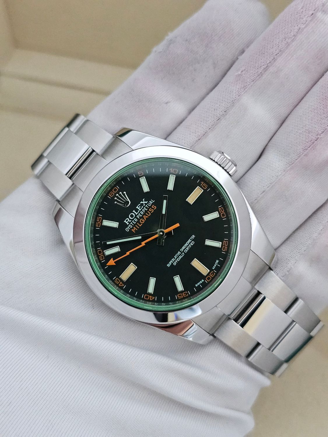 Rolex Milgauss Black Watch with Oyster Bracelet - 116400GV 2020 Full Set