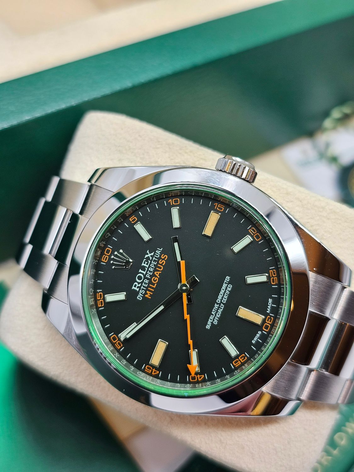 Rolex Milgauss Black Watch with Oyster Bracelet - 116400GV 2020 Full Set
