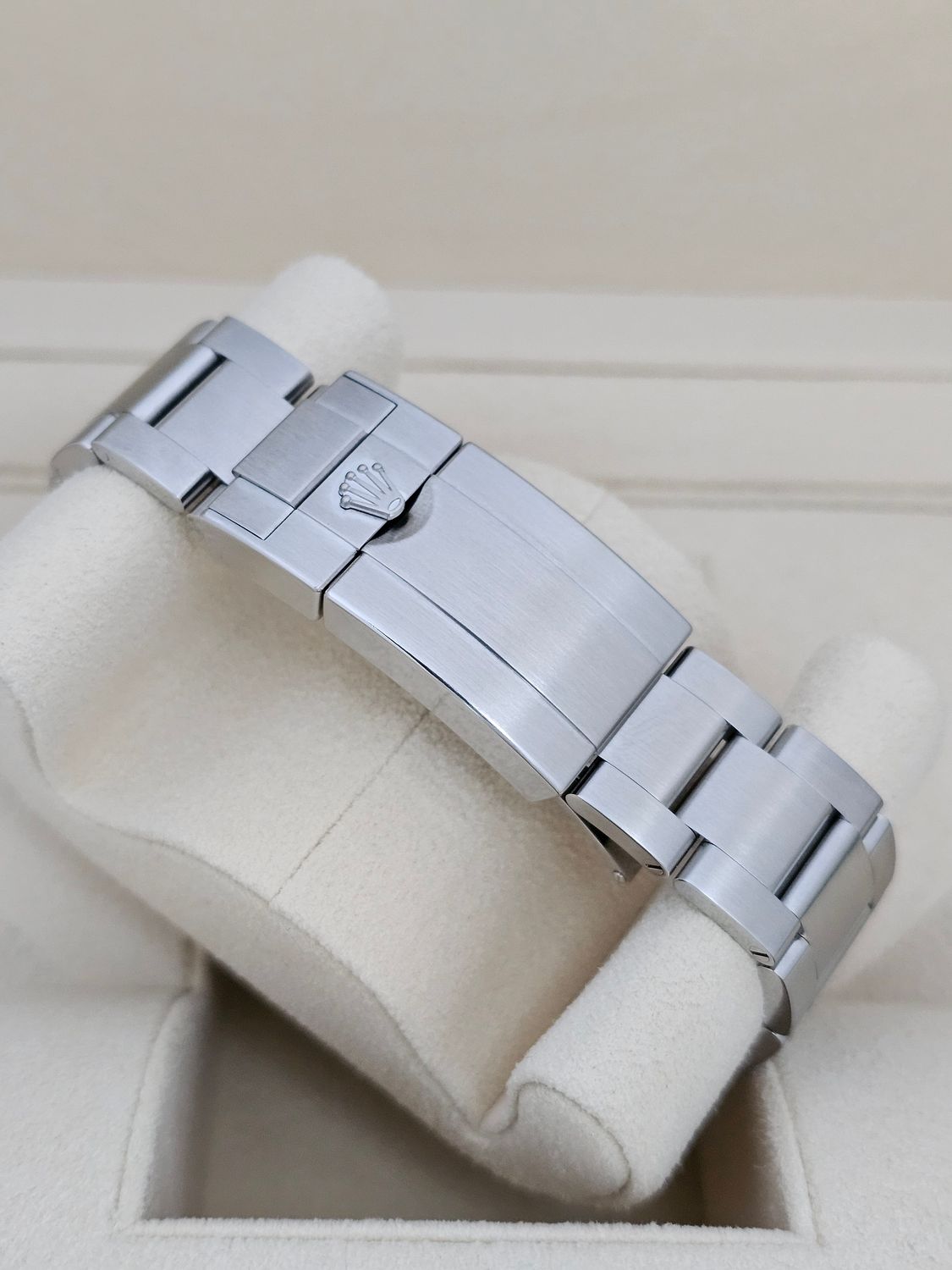 Rolex Explorer II White Polar Watch - 226570 2023 Full Set