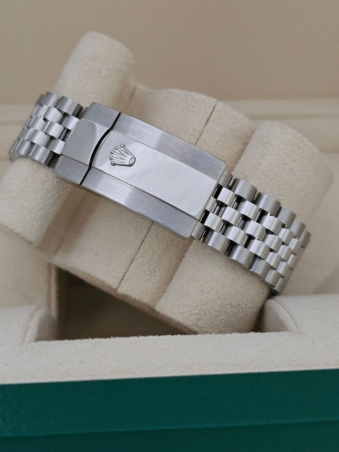 Rolex Datejust 41mm Watch Ref: 126300 Wimbledon Dial - 2022 Full Set