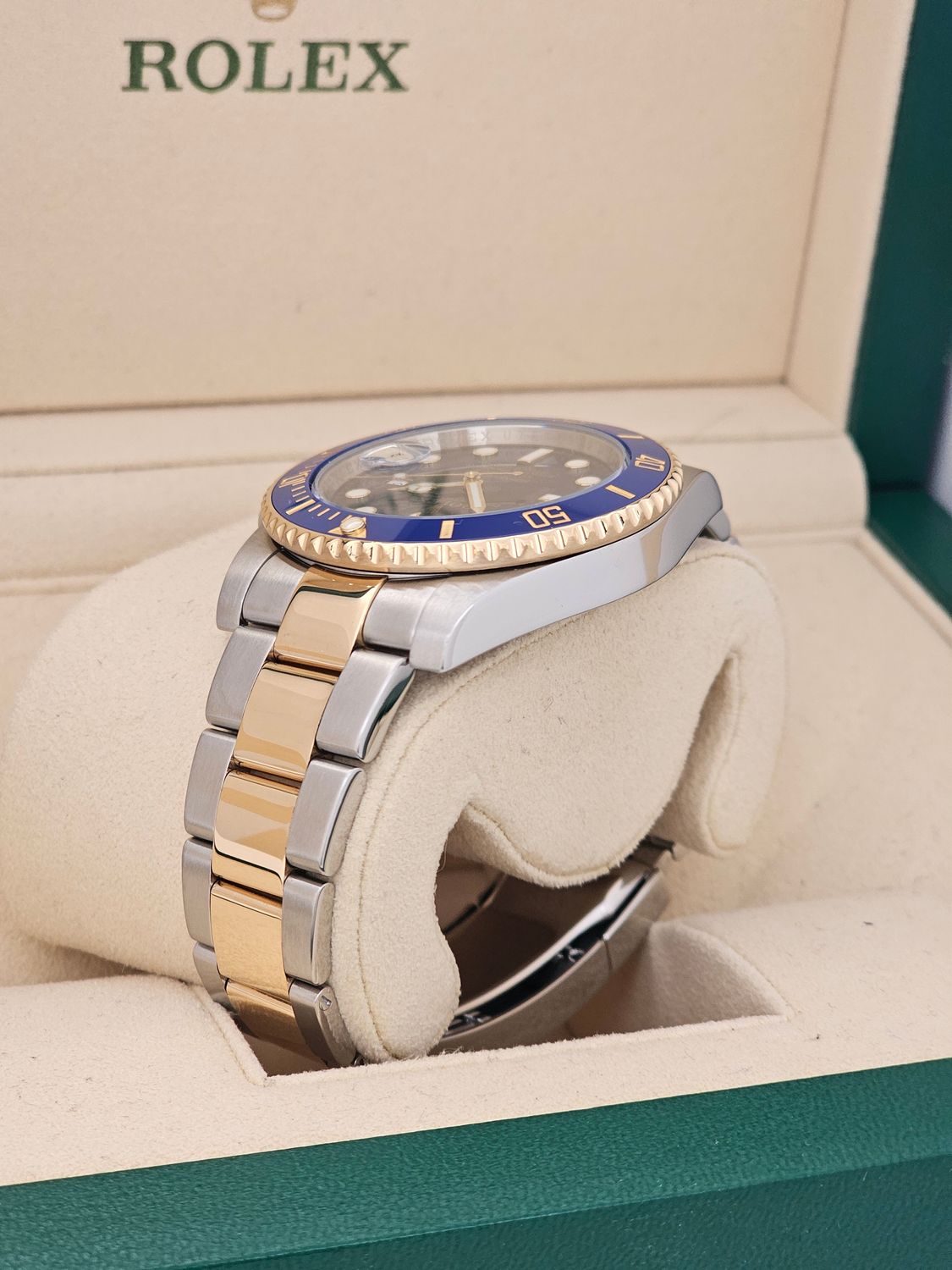Rolex Submariner Watch 40mm ref 116613LB Bluesy, 2020 Rolex Service Box &amp; Papers