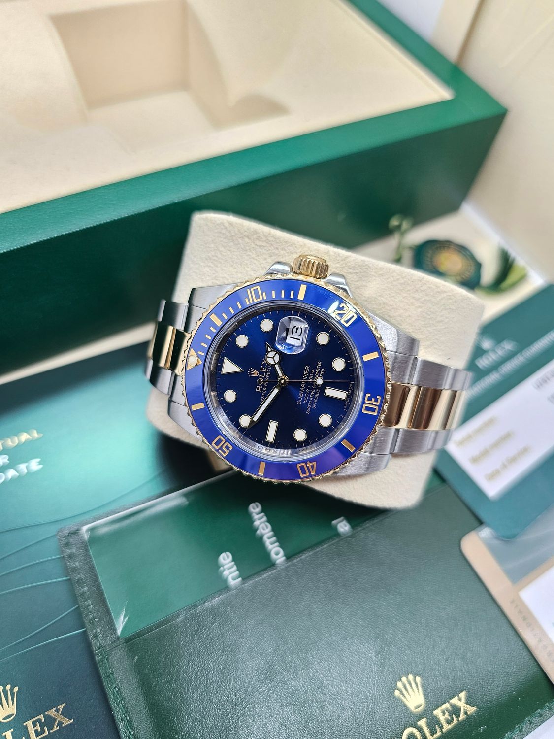 Rolex Submariner Watch 40mm ref 116613LB Bluesy, 2020 Rolex Service Box &amp; Papers