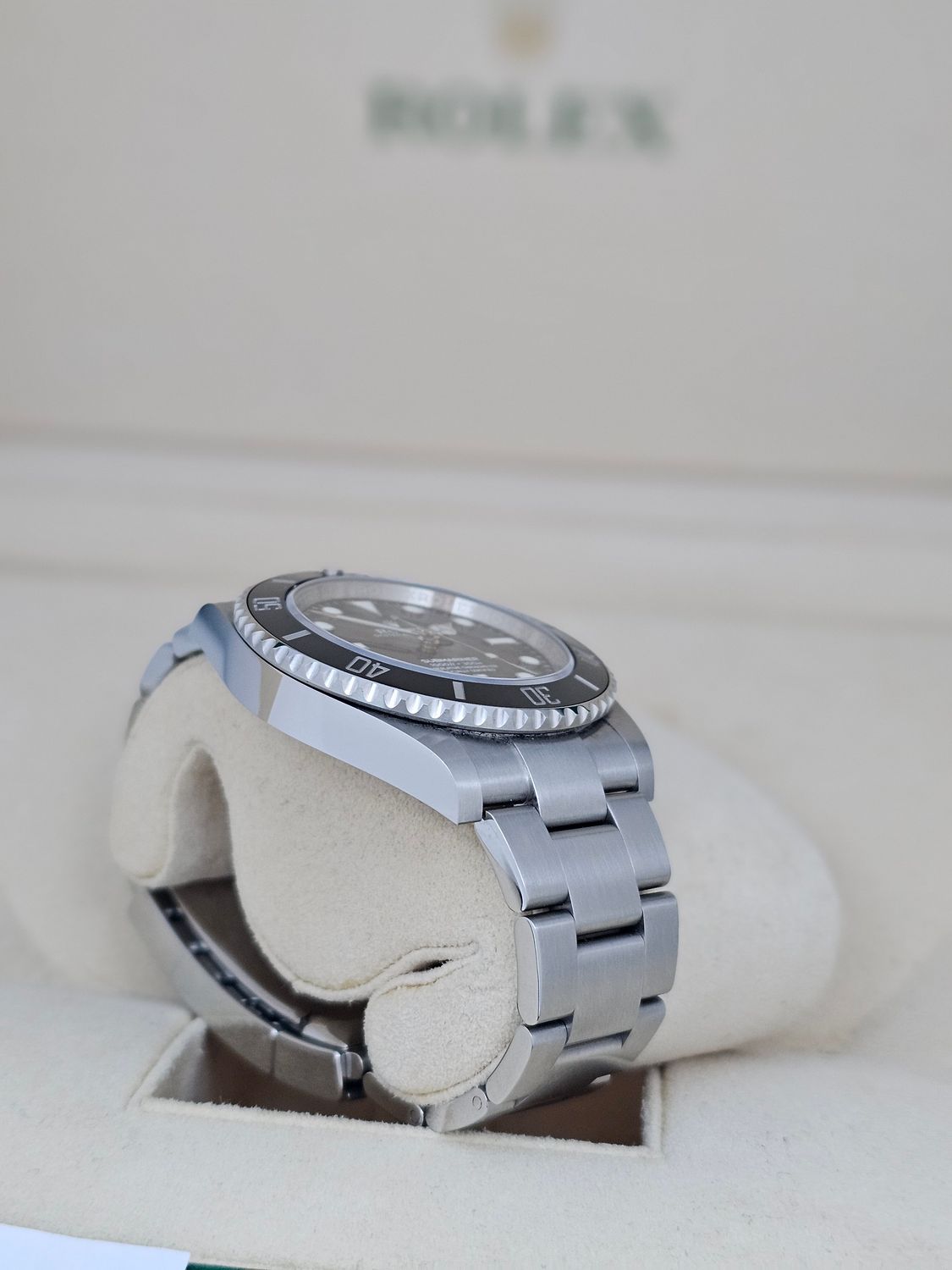 Rolex Submariner Watch 124060, 41mm, Full Set 2022