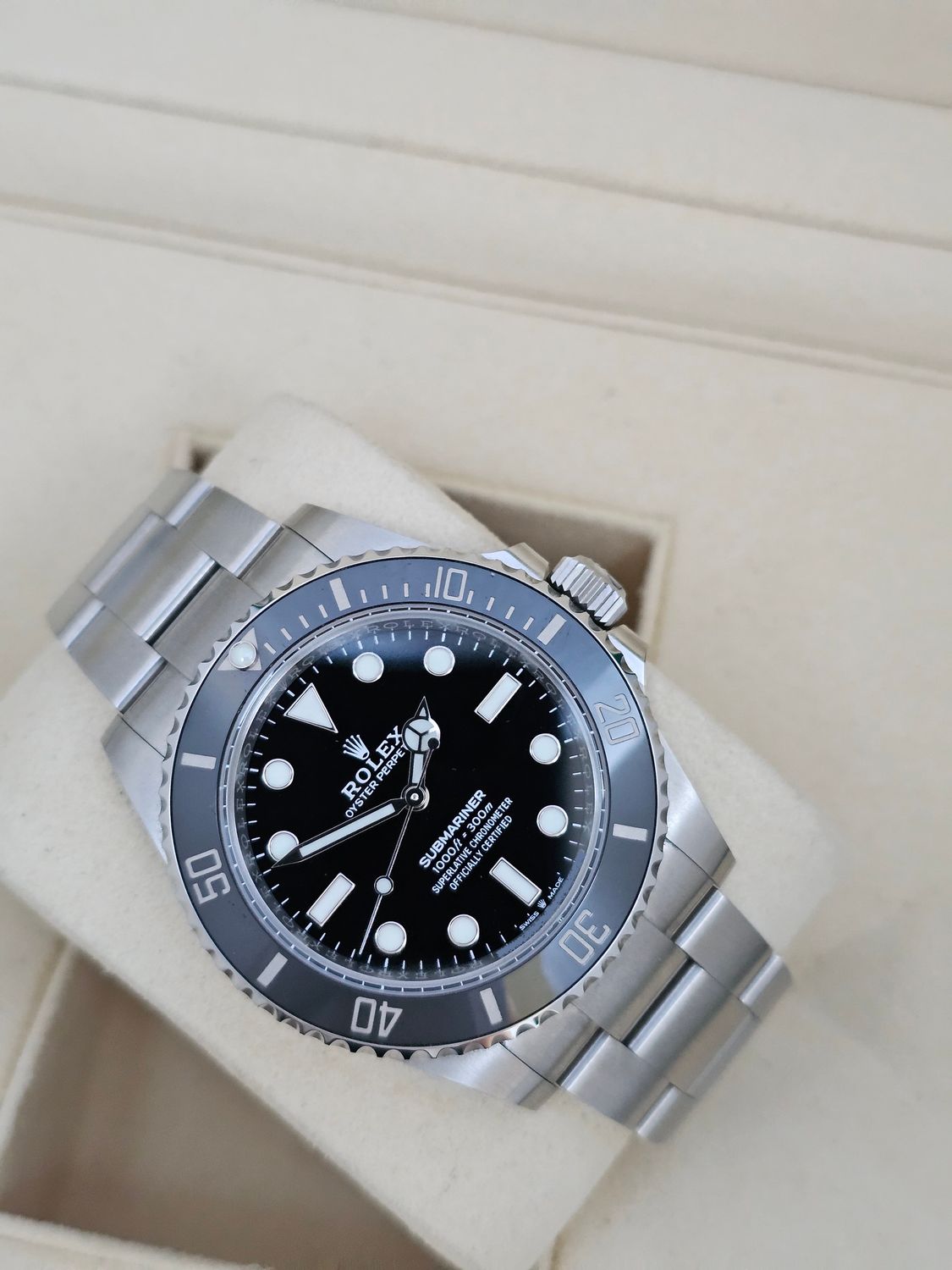 Rolex Submariner Watch 124060, 41mm, Full Set 2022