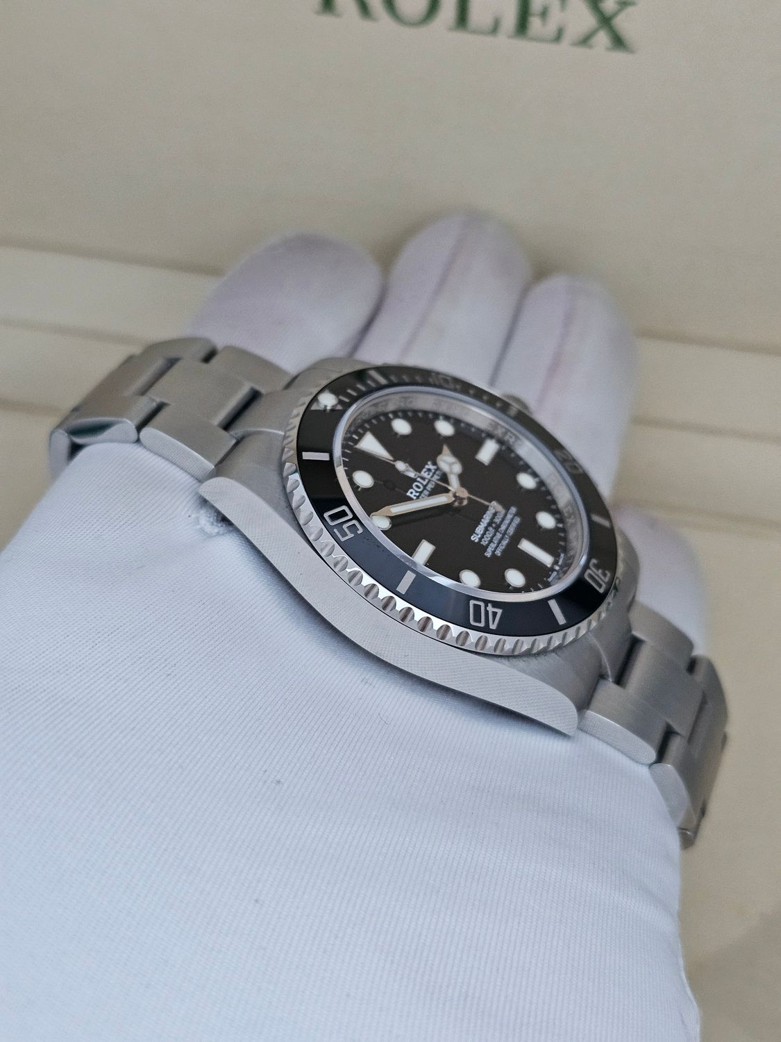 Rolex Submariner Watch 124060, 41mm, Full Set 2022