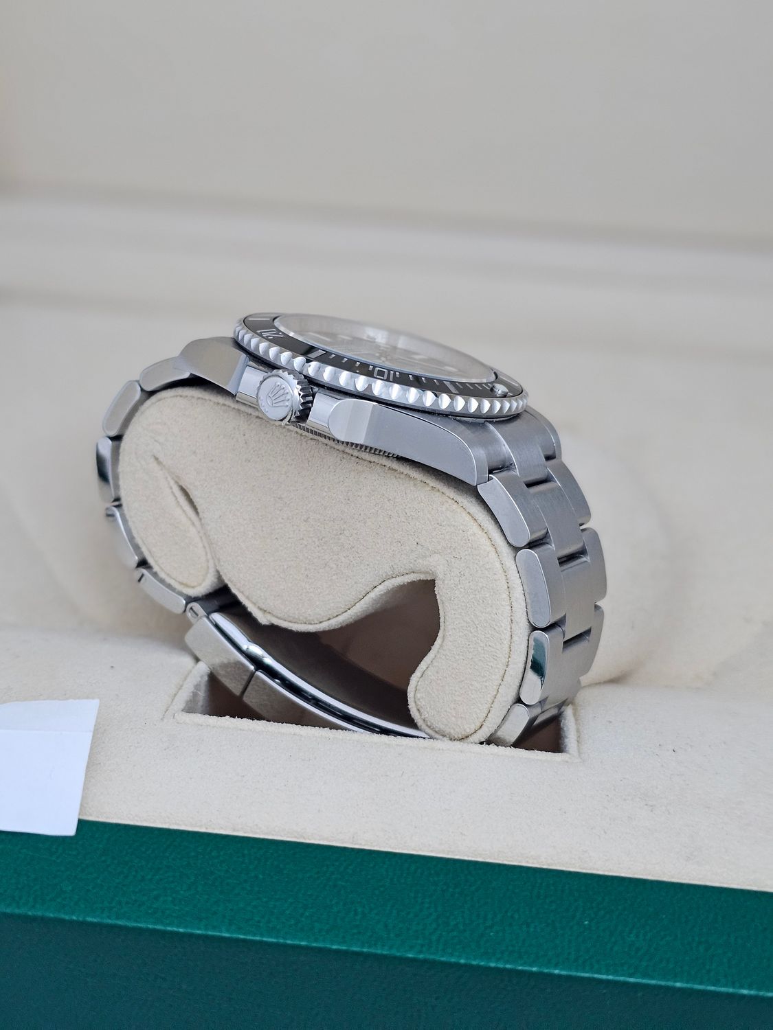 Rolex Submariner Watch 124060, 41mm, Full Set 2022