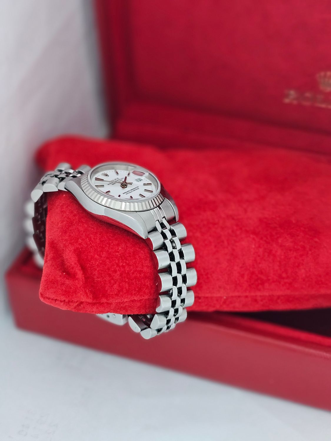 Rolex Datejust 26mm White Women&#39;s Batten Dial Watch - 69174