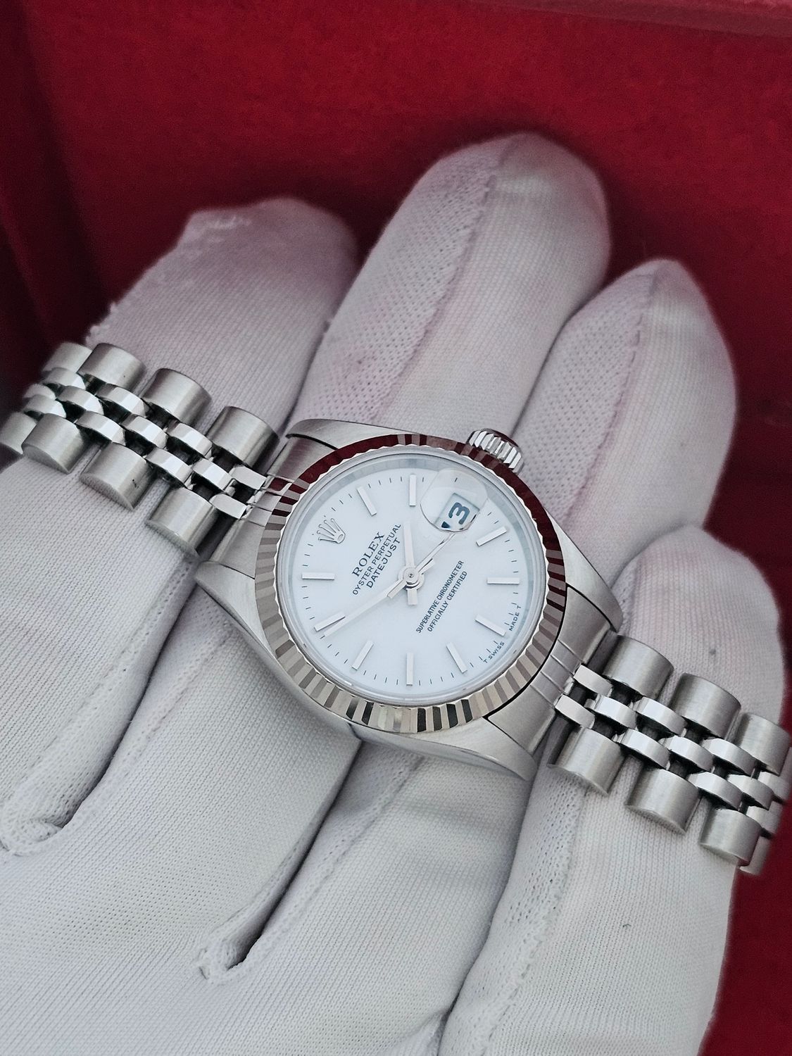 Rolex Datejust 26mm White Women&#39;s Batten Dial Watch - 69174