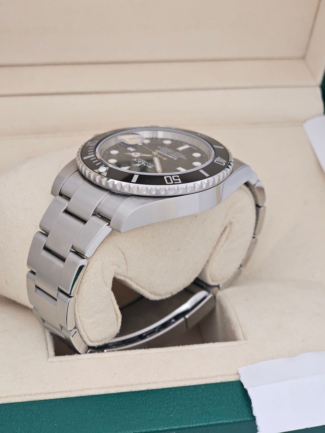 Rolex Submariner Date Watch 116610LN - 2020 Full Set - Unpolished Collectors Set
