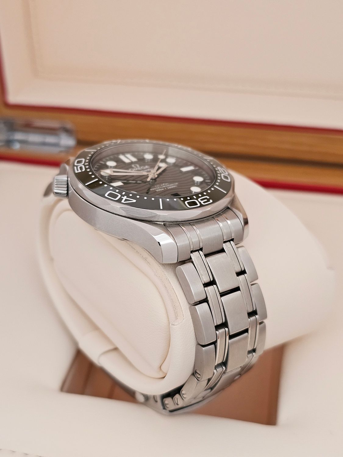 OMEGA Seamaster Professional 300m Green Watch, 210.30.42.20.10.001 2023 Full Set