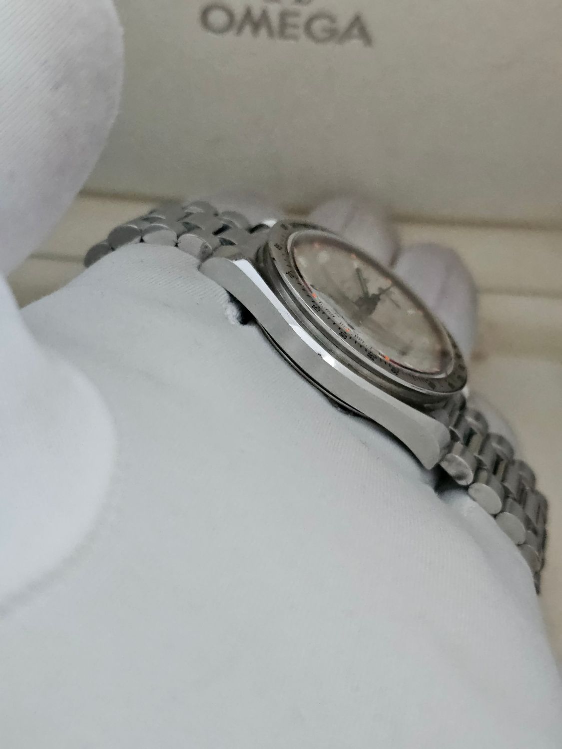 OMEGA Speedmaster Racing White Dial Watch - 3518.50 Michael Schumacher Limited Edition