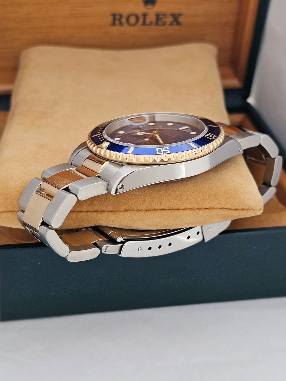 Rolex Submariner Date 16613LB Bluesy, 1996 Full Set with 2022 Rolex Service