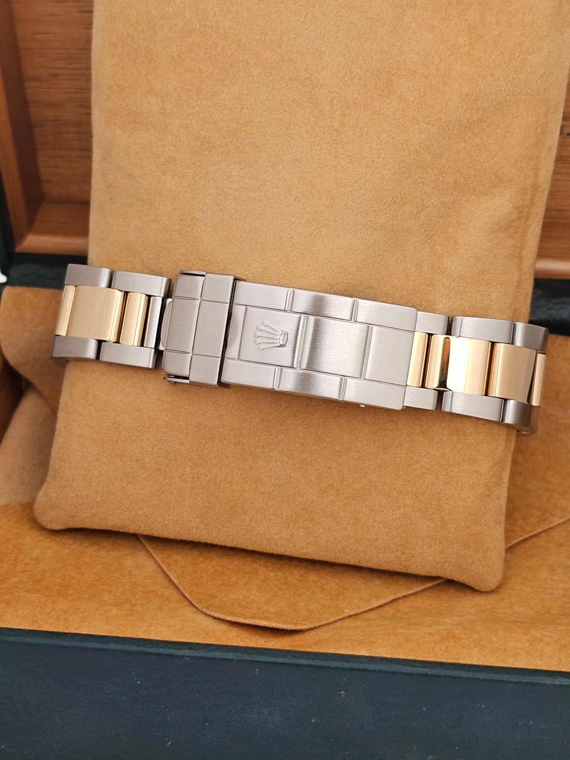 Rolex Submariner Date 16613LB Bluesy, 1996 Full Set with 2022 Rolex Service