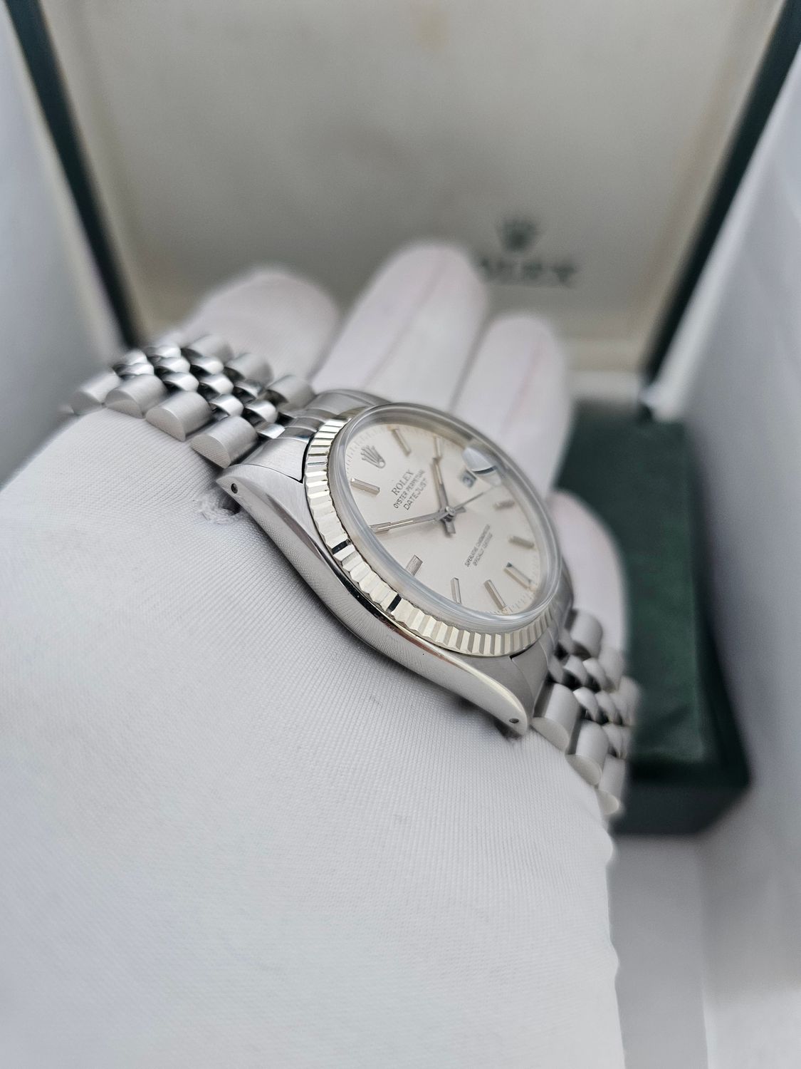 Rolex Datejust Silver Dial Watch - Ref 16014 in Excellent Unpolished Condition