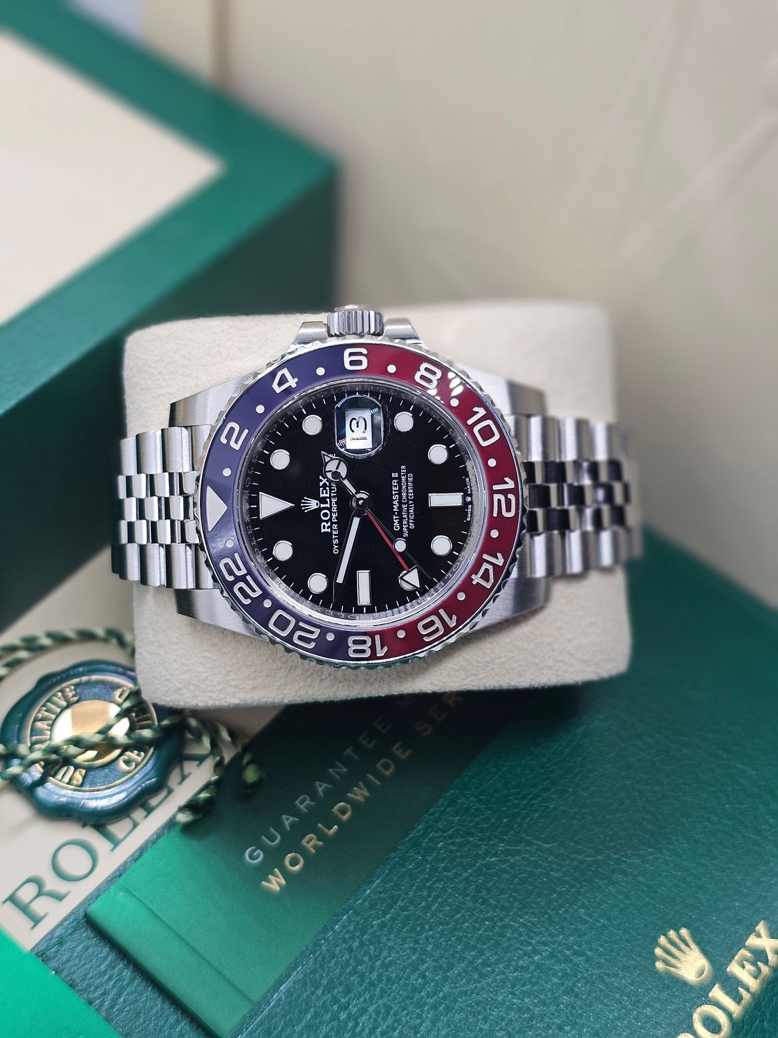 Rolex GMT Master II 126710BLRO Pepsi, 2020 Box &amp; Papers
