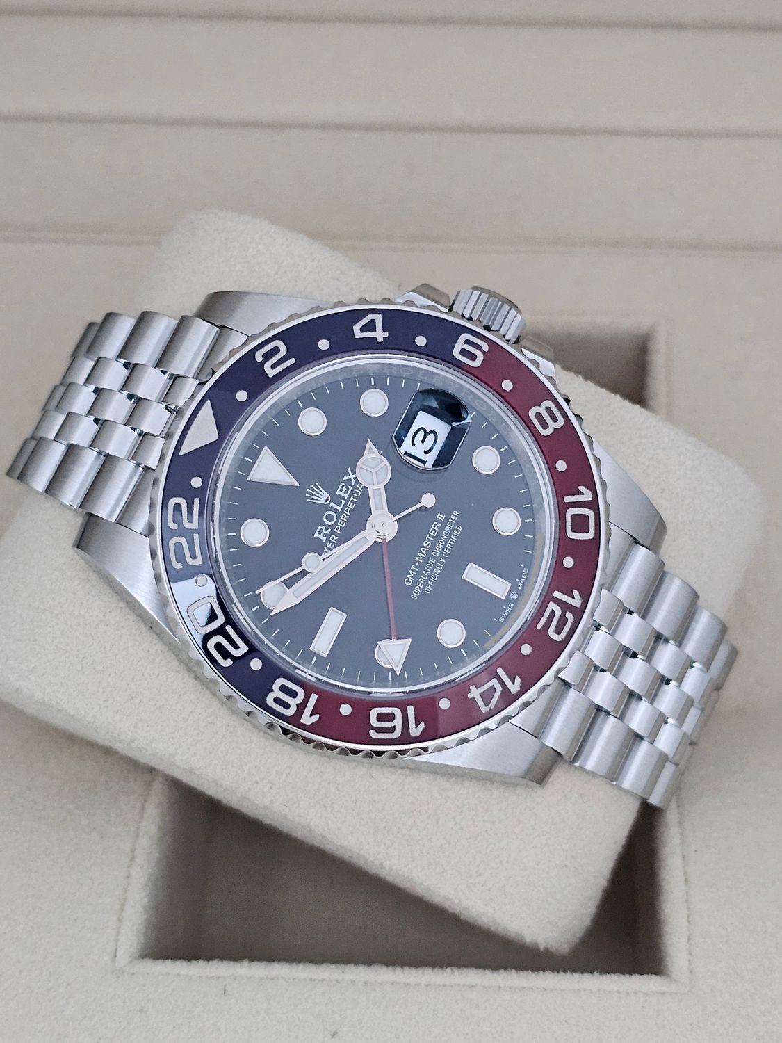 Rolex GMT Master II 126710BLRO Pepsi, 2020 Box &amp; Papers