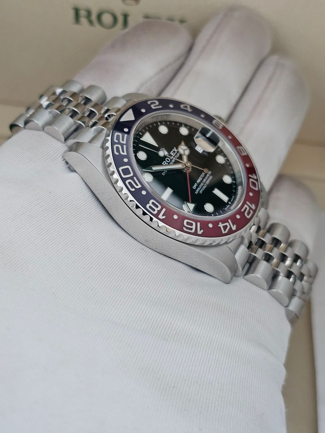 Rolex GMT Master II 126710BLRO Pepsi, 2020 Box &amp; Papers