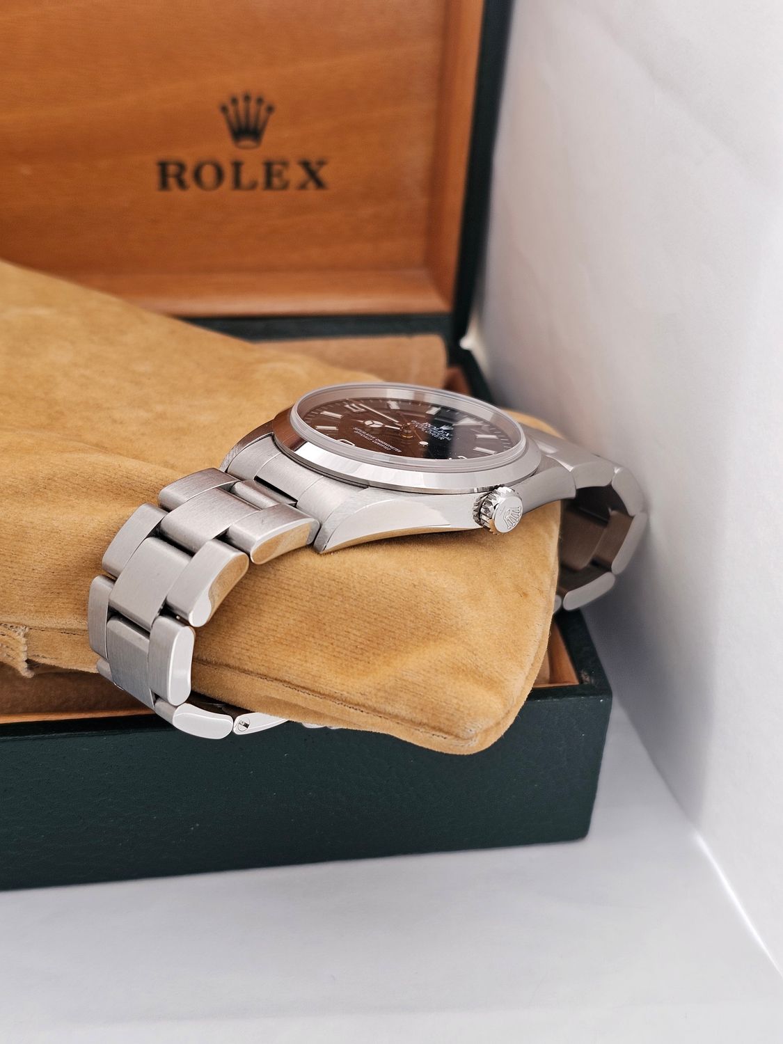 Rolex Explorer Watch 36mm, Ref 14270 - 1999 Unpolished Full Collectors Set