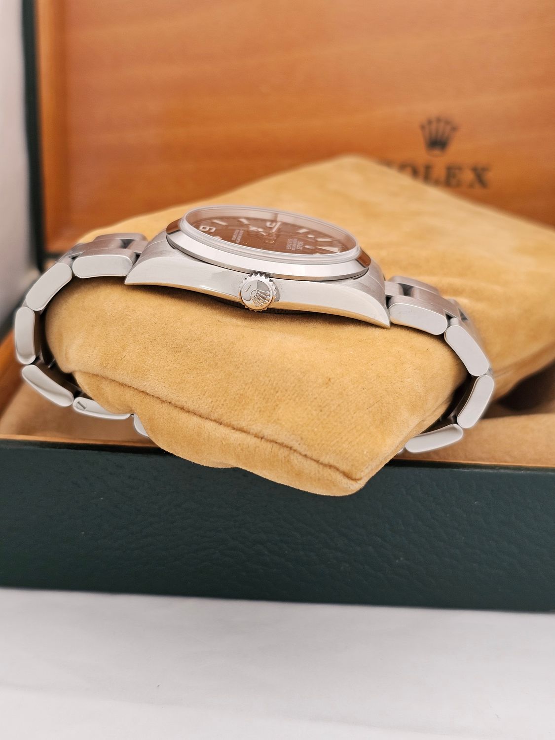 Rolex Explorer Watch 36mm, Ref 14270 - 1999 Unpolished Full Collectors Set