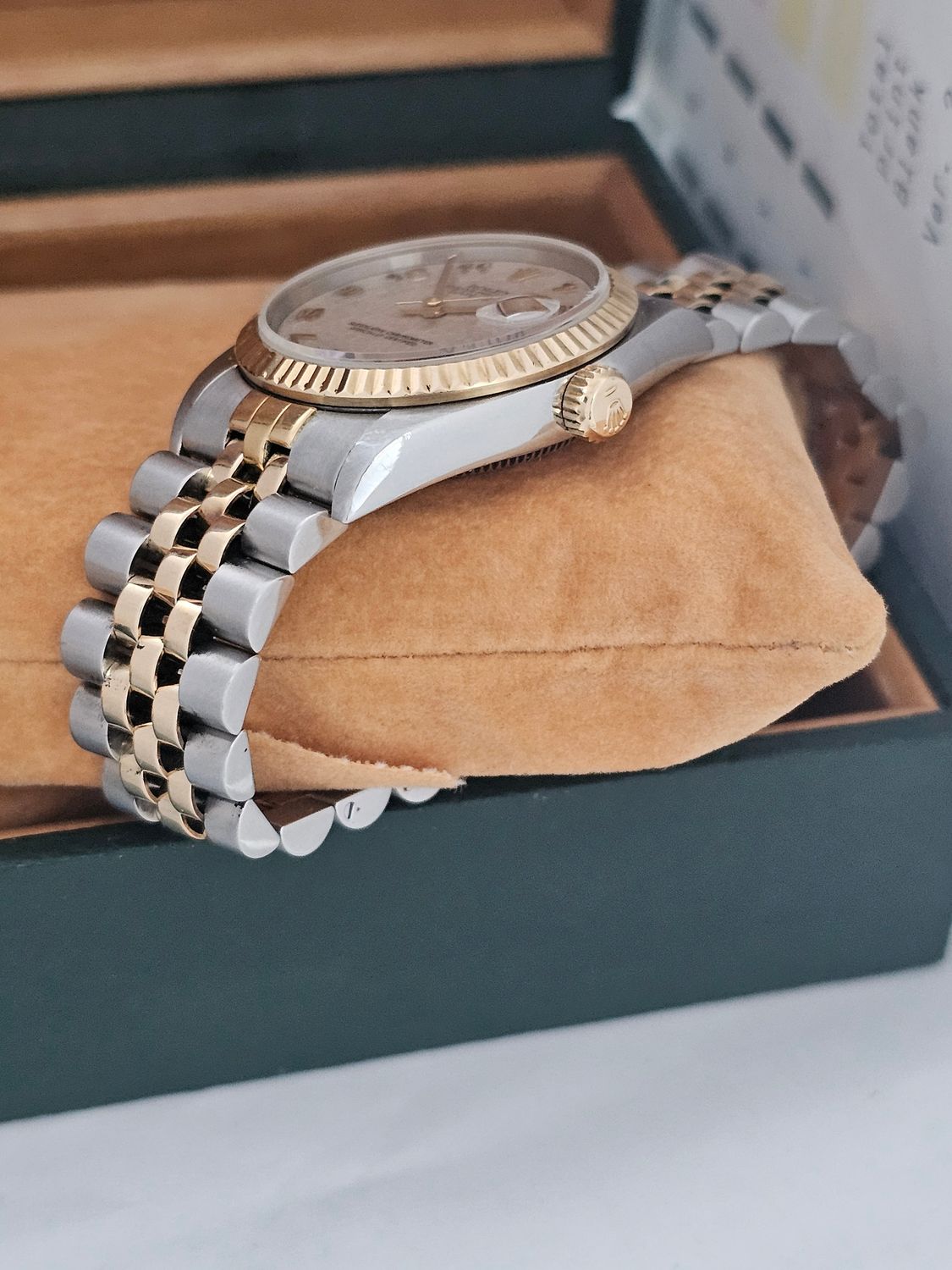 Rolex Datejust 68273 31mm Cream Jubilee Dial &amp; Arabic Numerals, Full Set Receipt