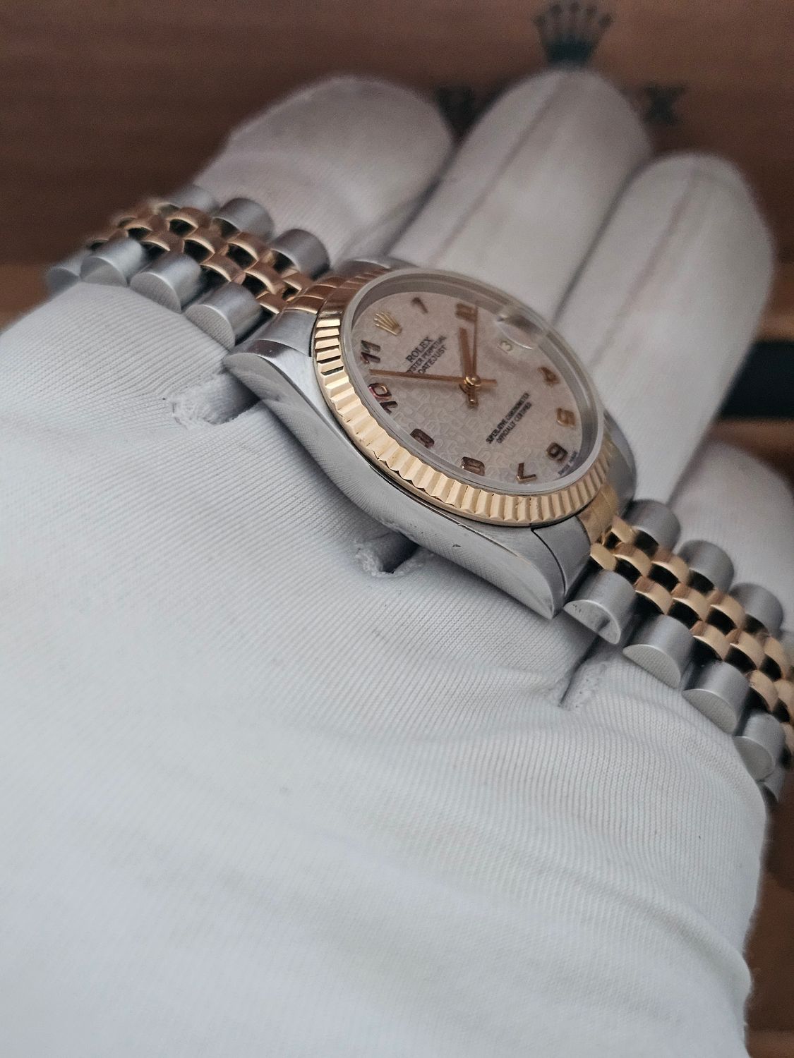 Rolex Datejust 68273 31mm Cream Jubilee Dial &amp; Arabic Numerals, Full Set Receipt