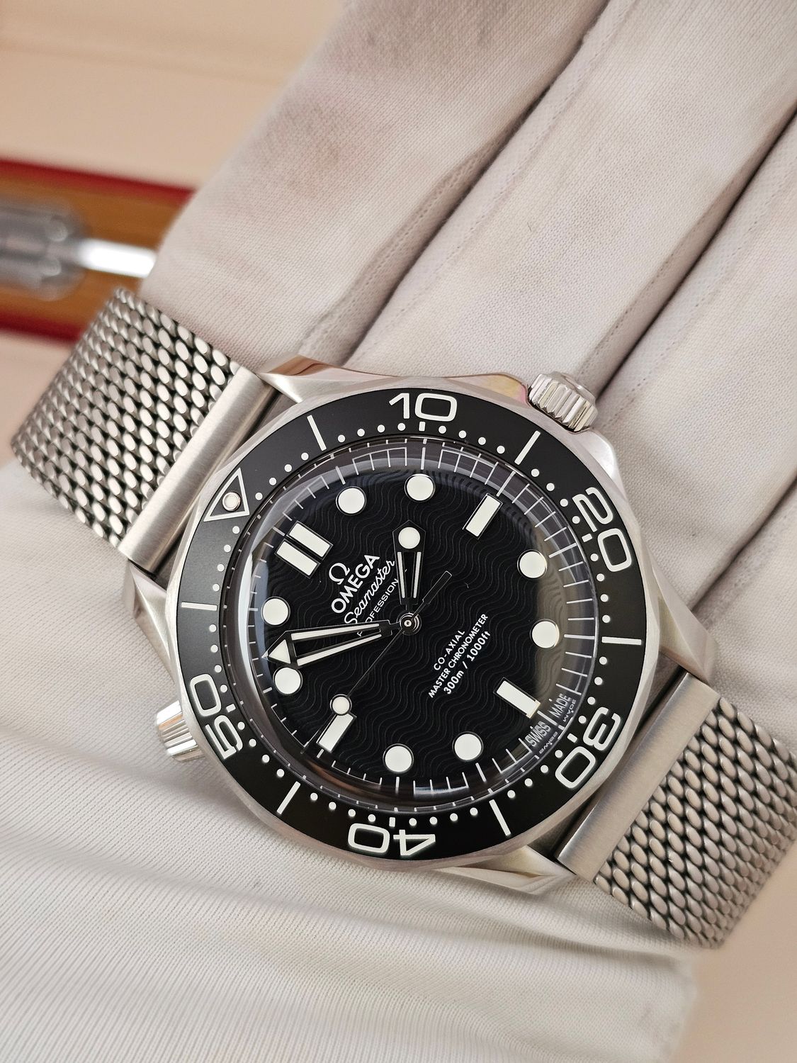 Omega Seamaster Diver 300M 210.30.42.20.01.010, 42mm 2025 Full Set