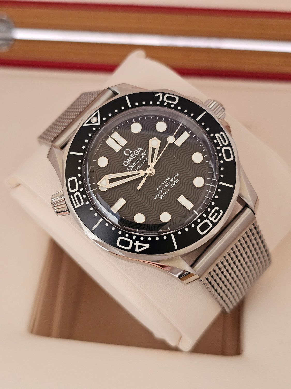 Omega Seamaster Diver 300M 210.30.42.20.01.010, 42mm 2025 Full Set
