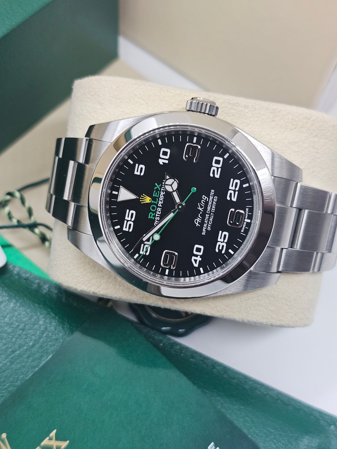 Rolex Airking Watch Ref 116900 - 2021 Full Set - Discontinued Model &#39;Bloodhound&#39;