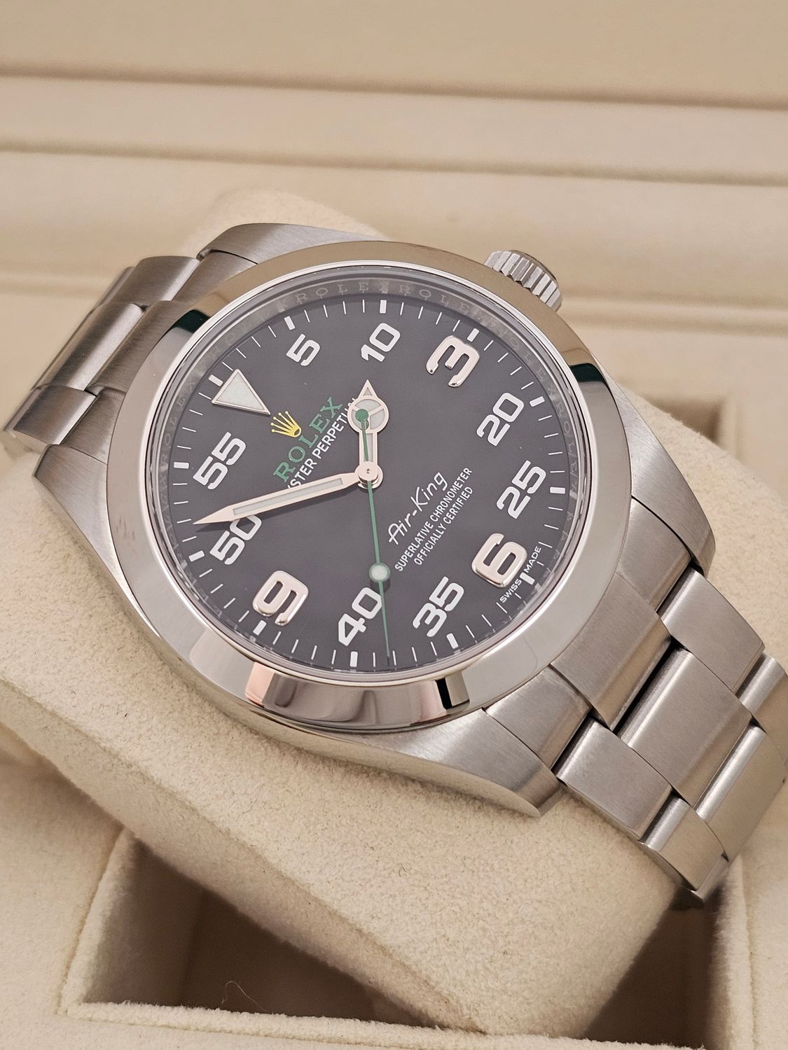 Rolex Airking Watch Ref 116900 - 2021 Full Set - Discontinued Model &#39;Bloodhound&#39;