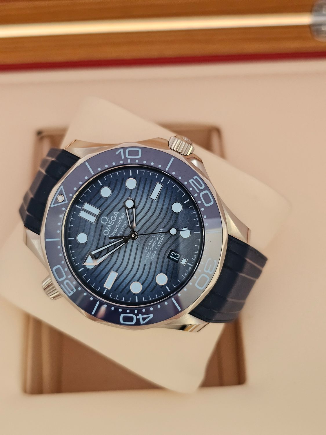 OMEGA Seamaster Diver 300M Summer Blue Watch - 210.32.42.20.03.002, 2023 Full Set