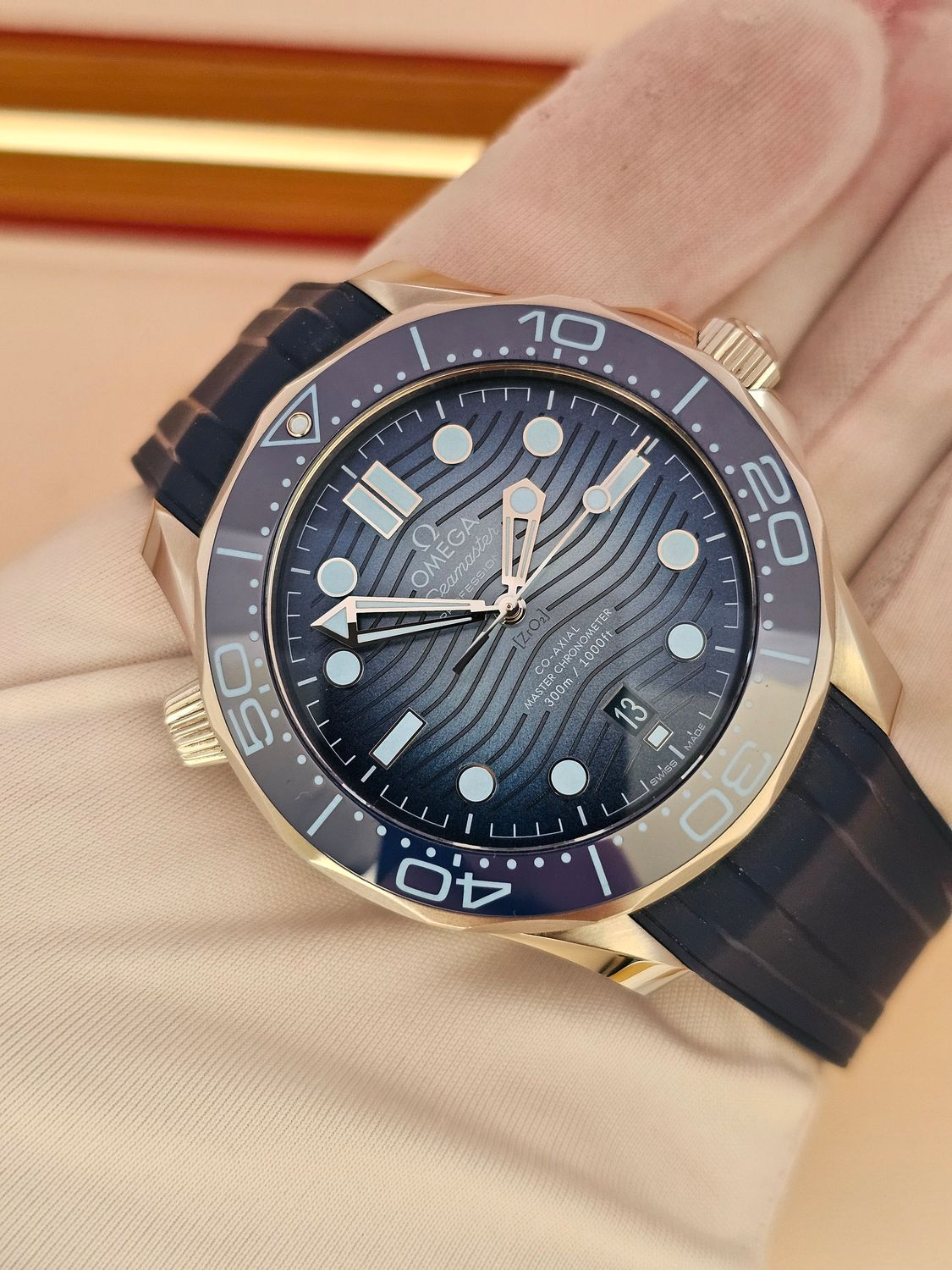 OMEGA Seamaster Diver 300M Summer Blue Watch - 210.32.42.20.03.002, 2023 Full Set